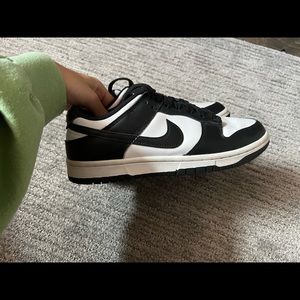 black and white dunks!!!